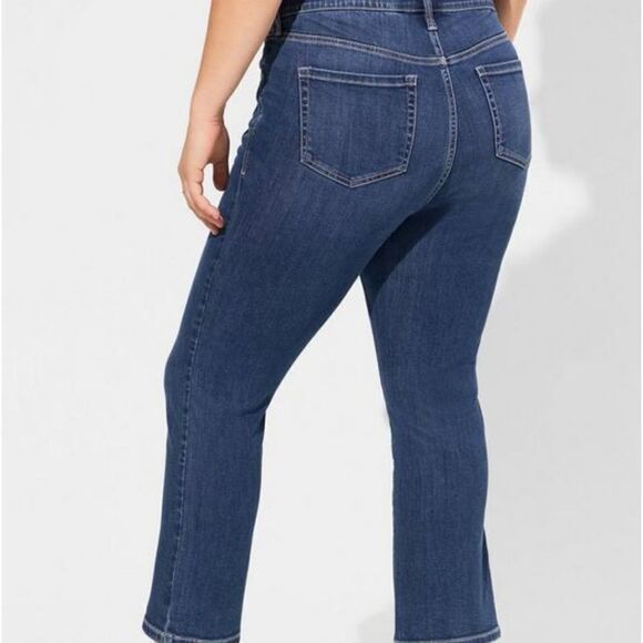 Torrid crop sky high boot super soft - Picture 3 of 8